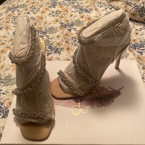 Jessica Simpson Oriema Embellished Clear/tan Heels